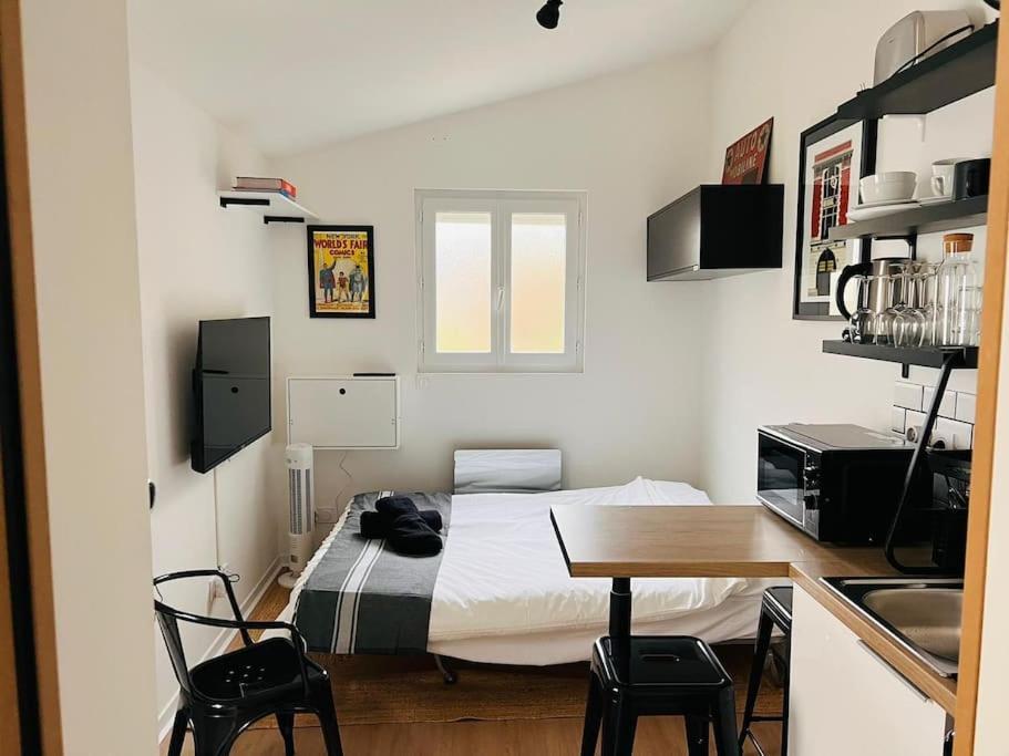 La Petite Grange - 5 Mn Gare Sncf - Wifi & Netflix Niort Exterior foto
